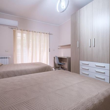 Damilhouse 4 Appartement Messina Buitenkant foto